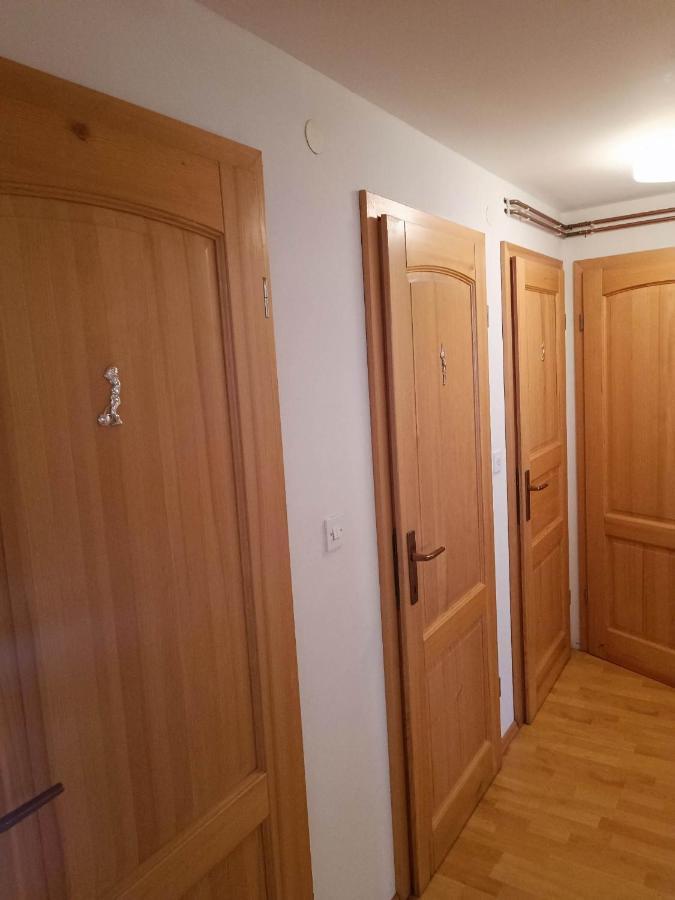Zirovnica Valvasorjev Dom Pod Stolom旅舍 外观 照片